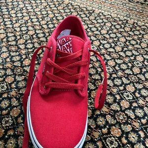 Vans Atwood youth size 7  Red unisex sneakers